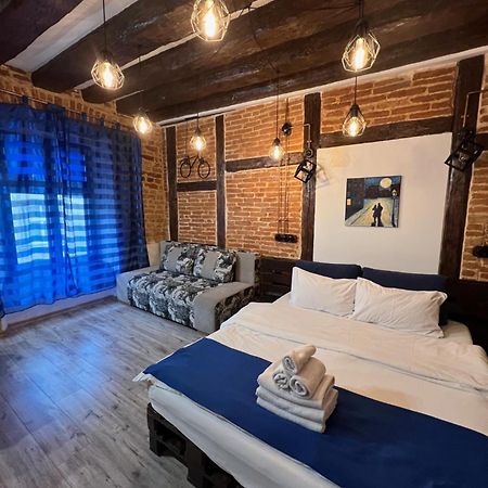 Апартаменты Cozy Loft в самому центрі Львова Экстерьер фото